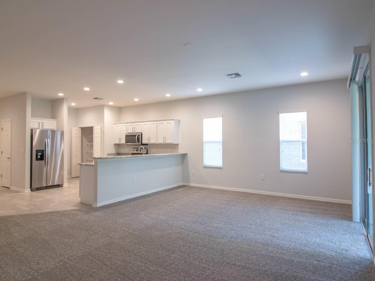 BRADFORD MANOR ADD - Residential