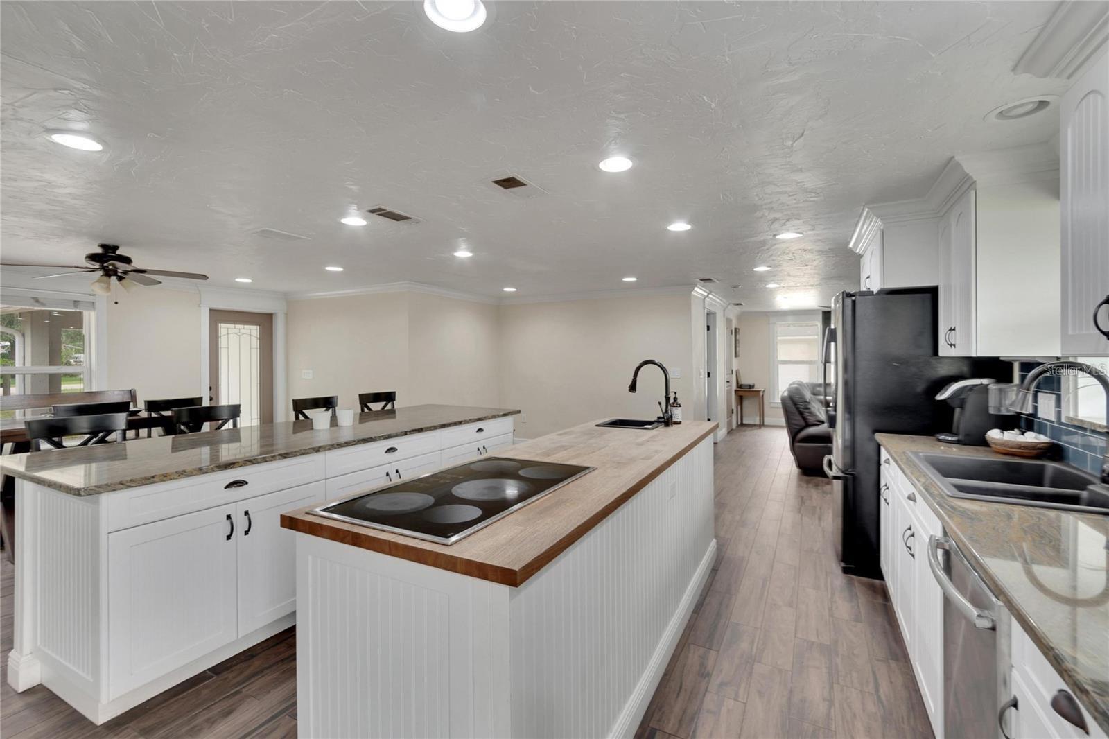 MAPLE GROVE ESTATES - Residential