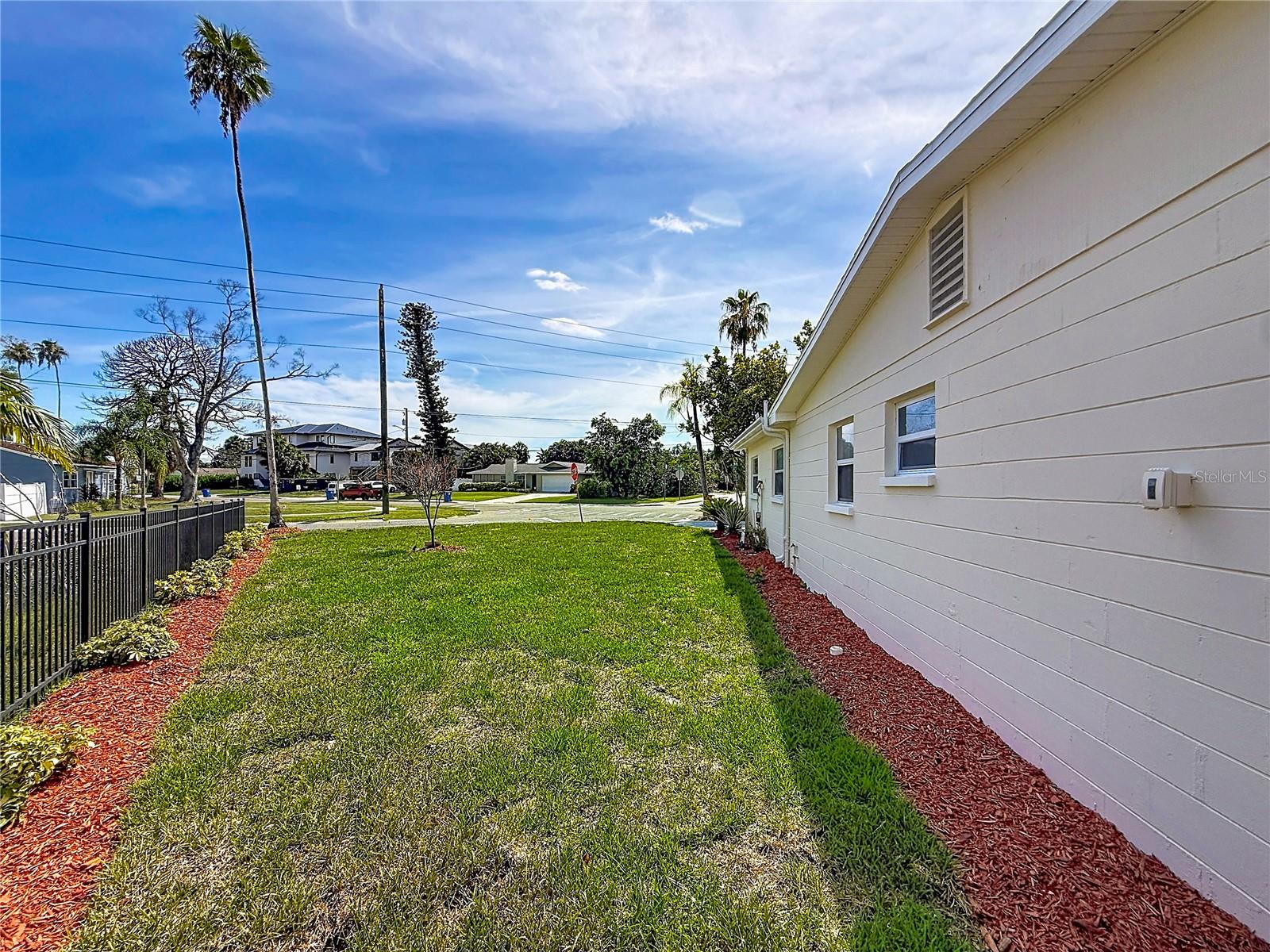 SHORE ACRES OVERLOOK SEC - Residential