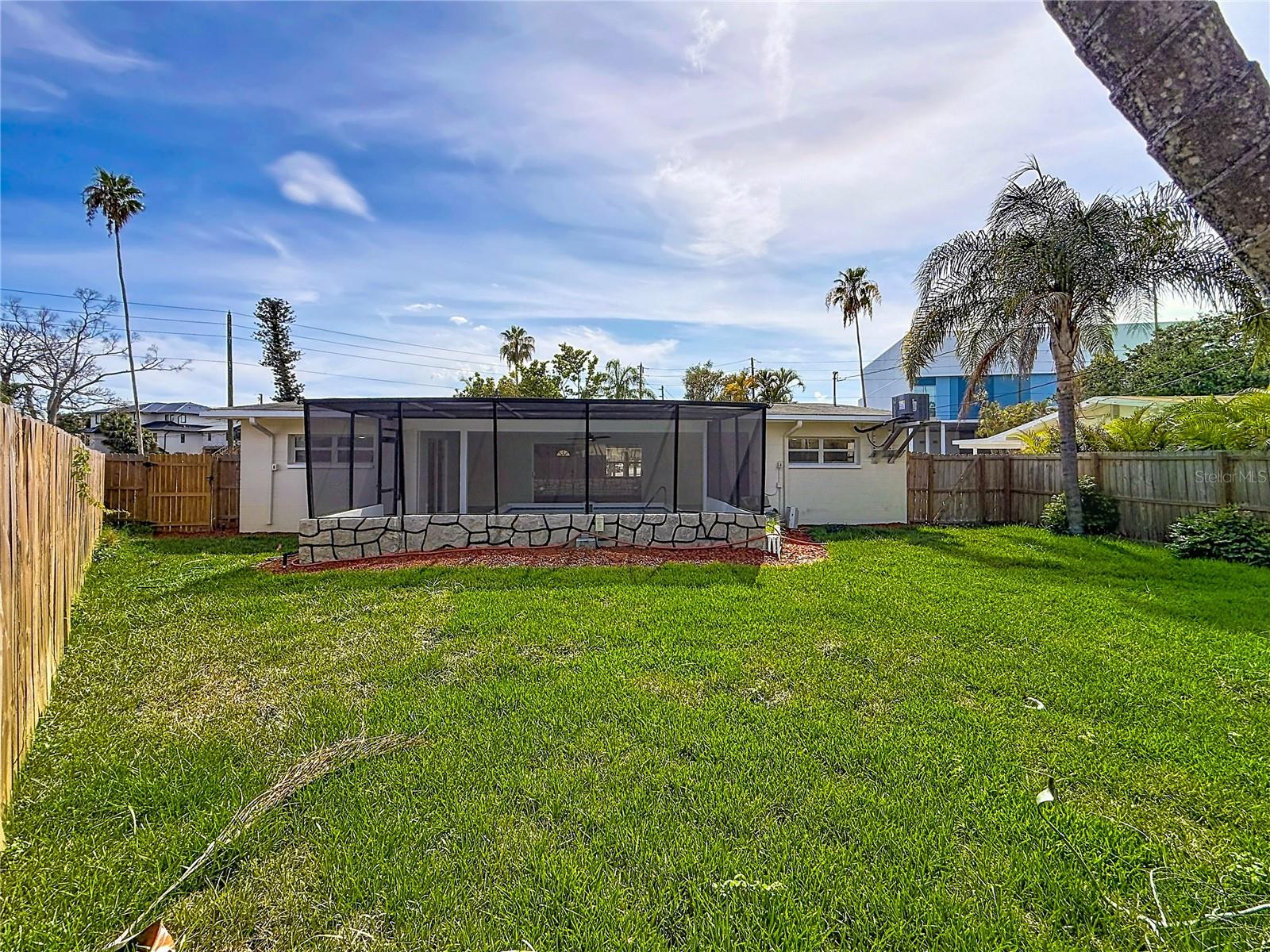SHORE ACRES OVERLOOK SEC - Residential