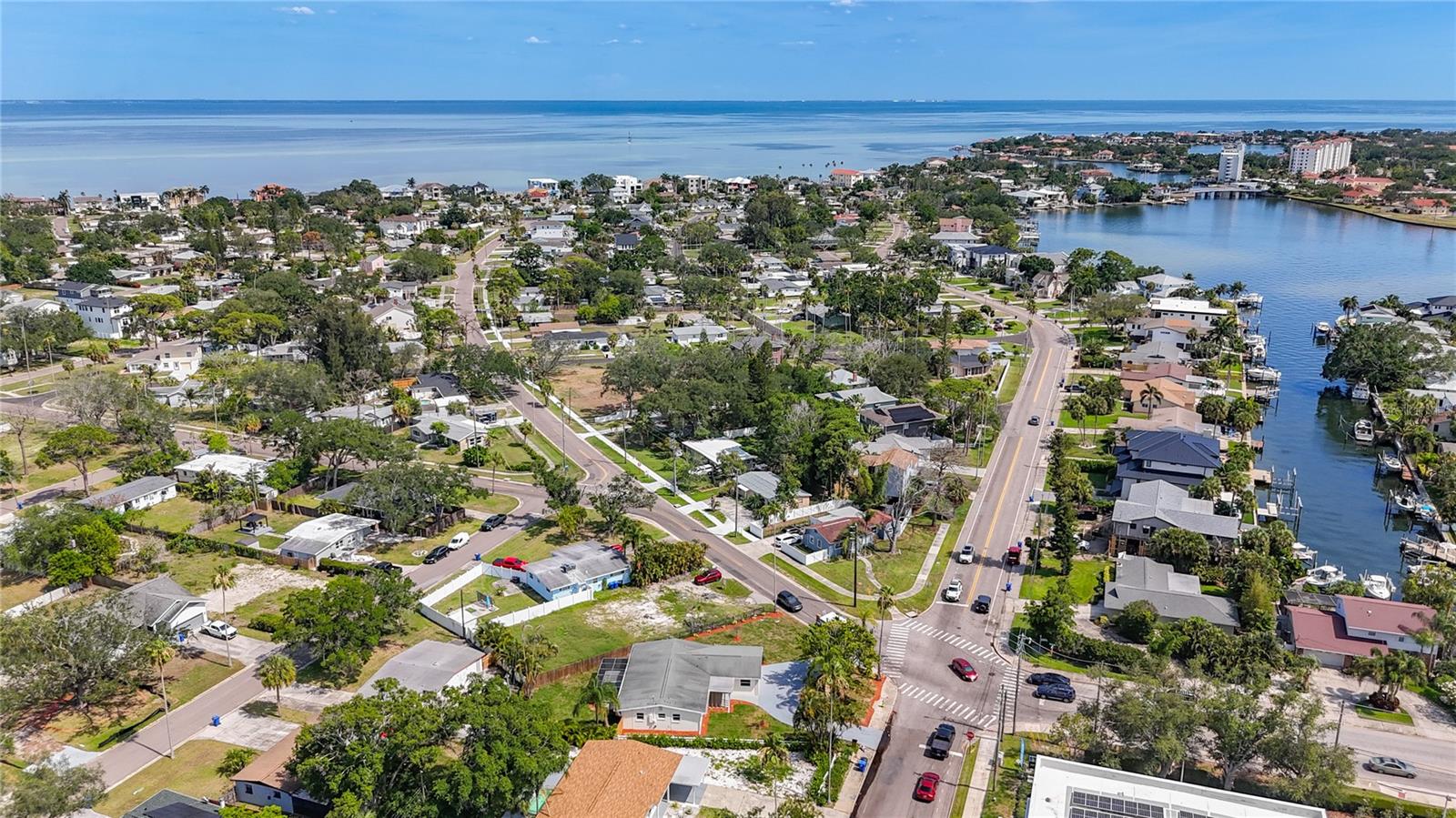 SHORE ACRES OVERLOOK SEC - Residential