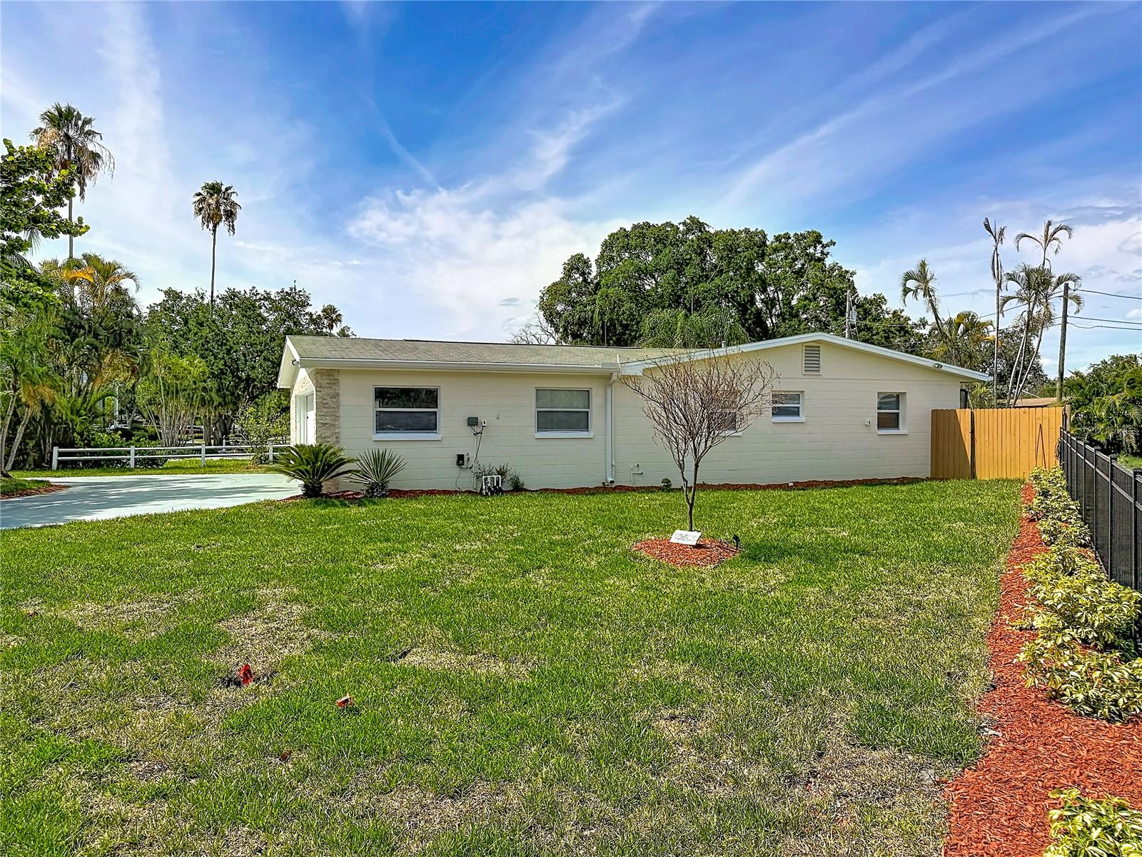 SHORE ACRES OVERLOOK SEC - Residential