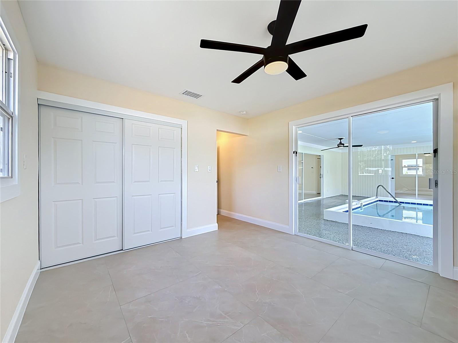 SHORE ACRES OVERLOOK SEC - Residential