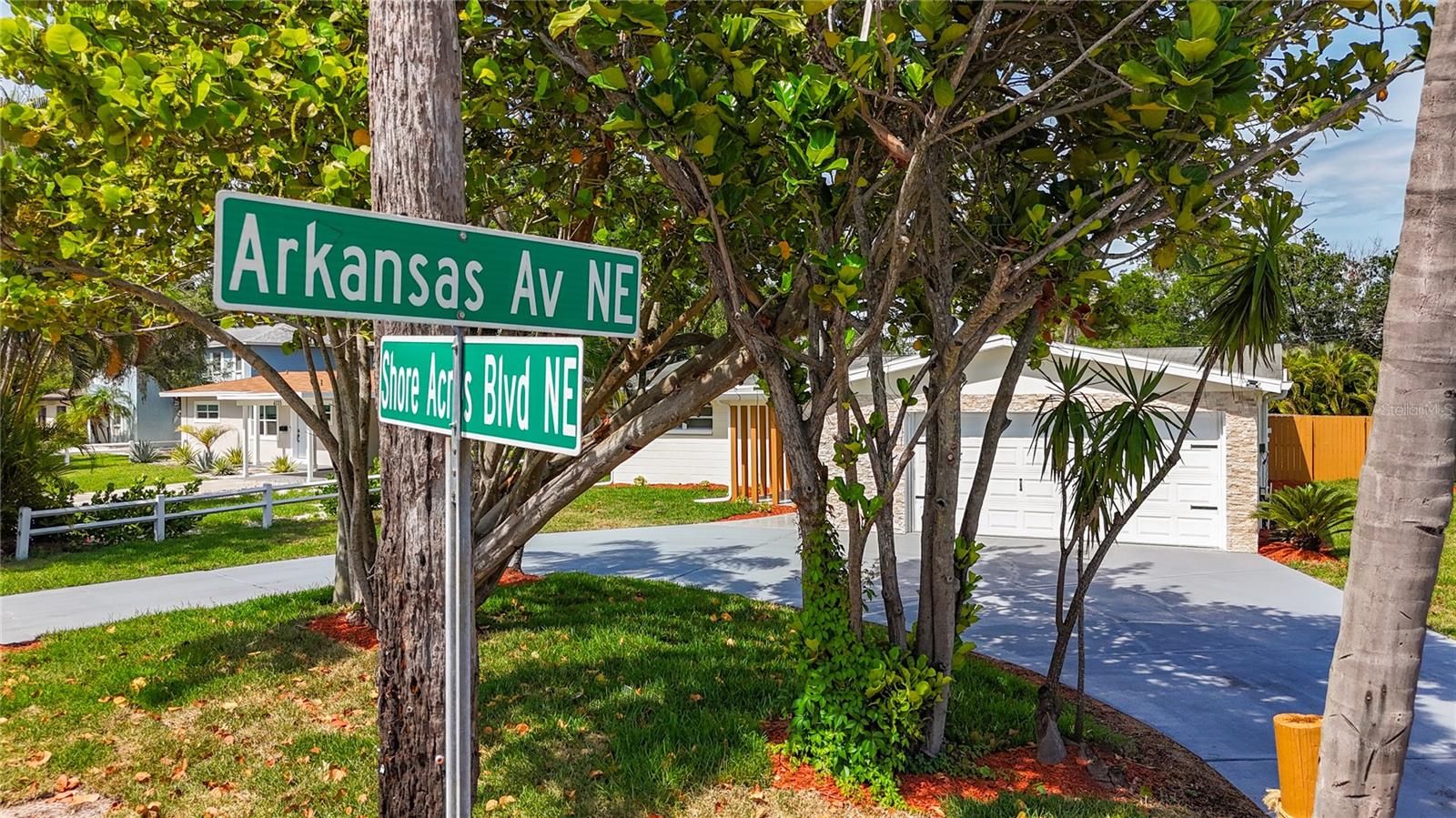 SHORE ACRES OVERLOOK SEC - Residential