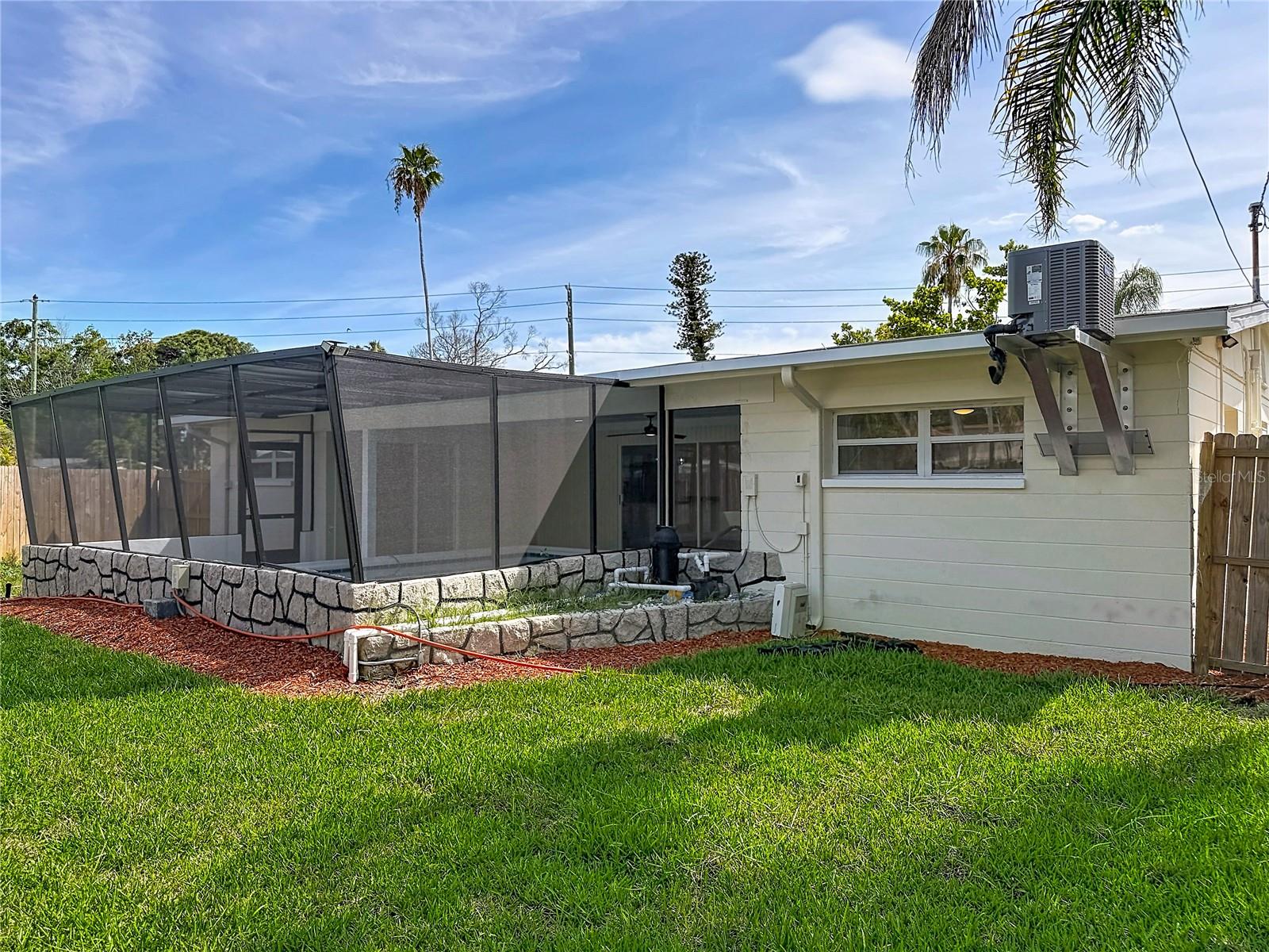 SHORE ACRES OVERLOOK SEC - Residential