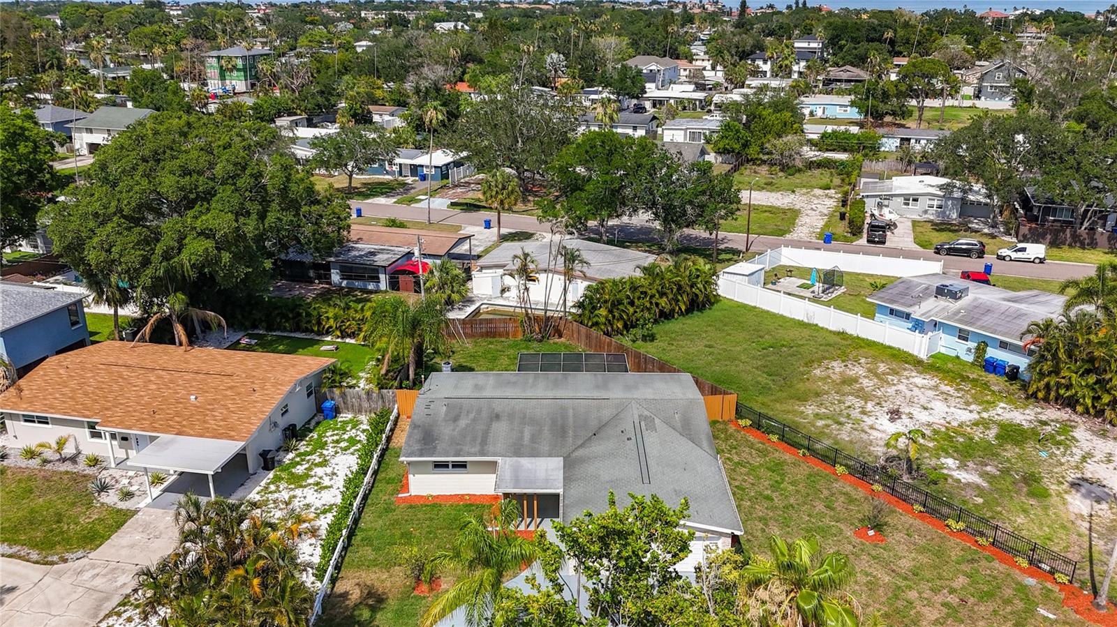 SHORE ACRES OVERLOOK SEC - Residential