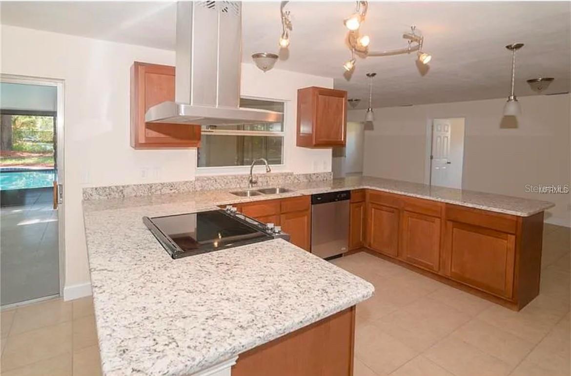 WOODLANDS SEC 2 - Residential Lease