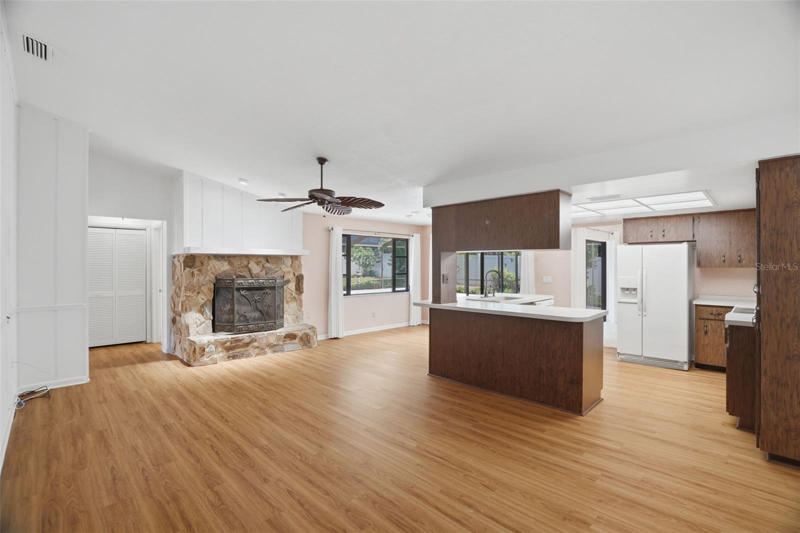 WESTLAKE VILLAGE - Residential