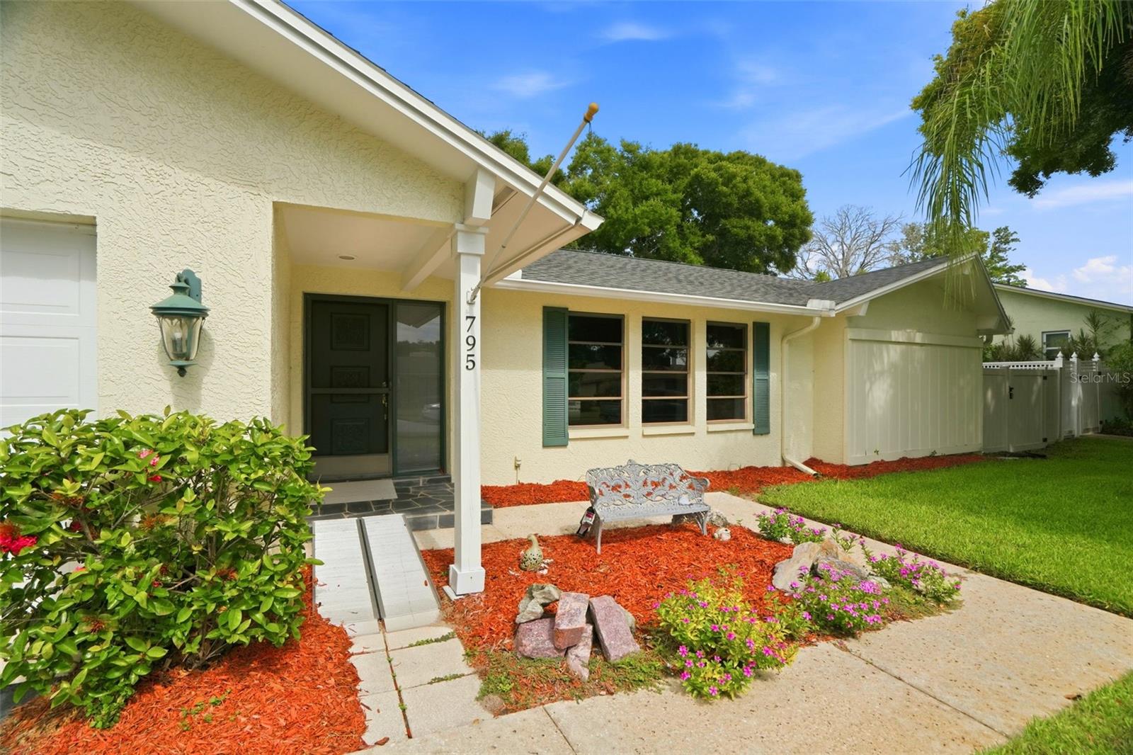 WESTLAKE VILLAGE - Residential