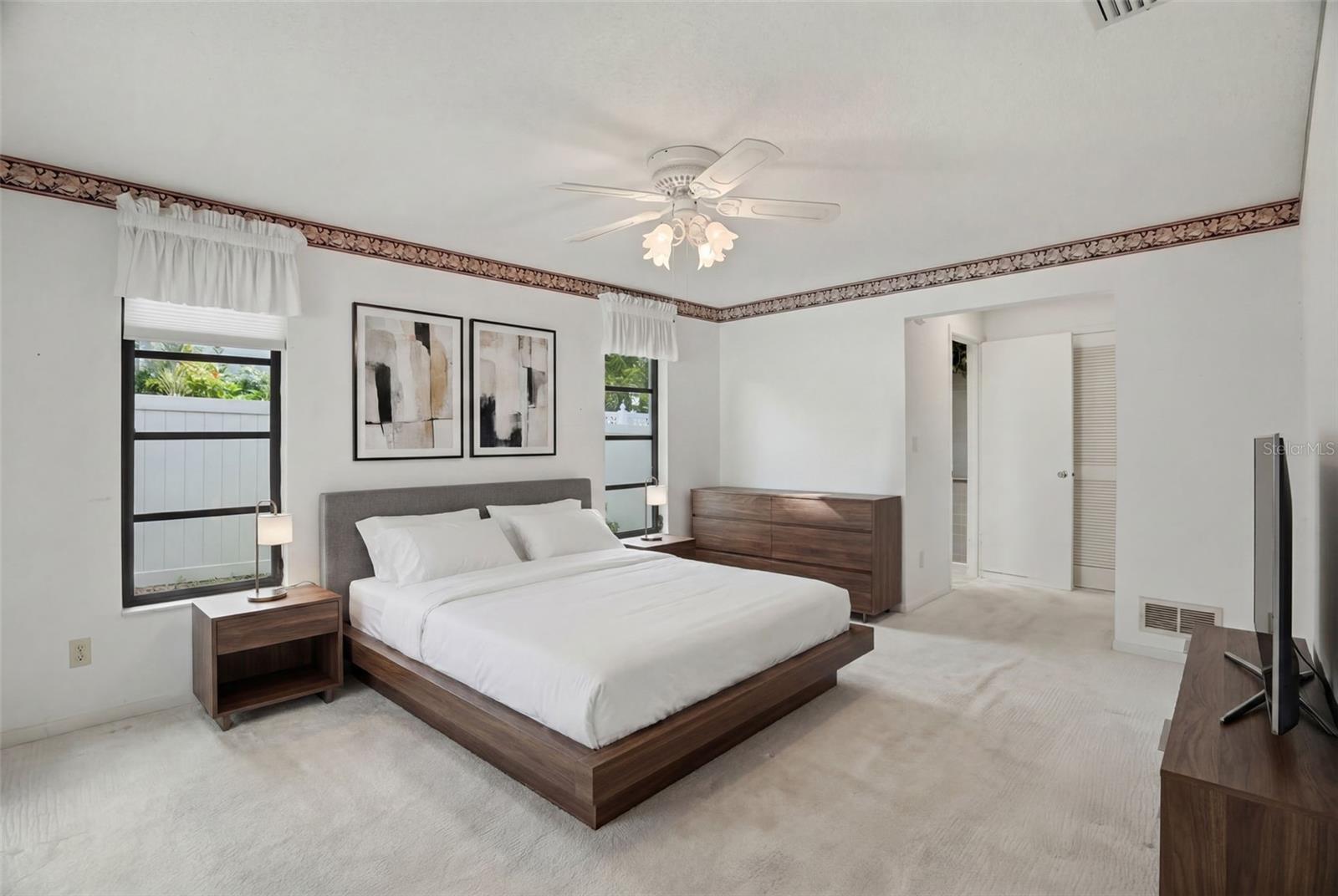 WESTLAKE VILLAGE - Residential