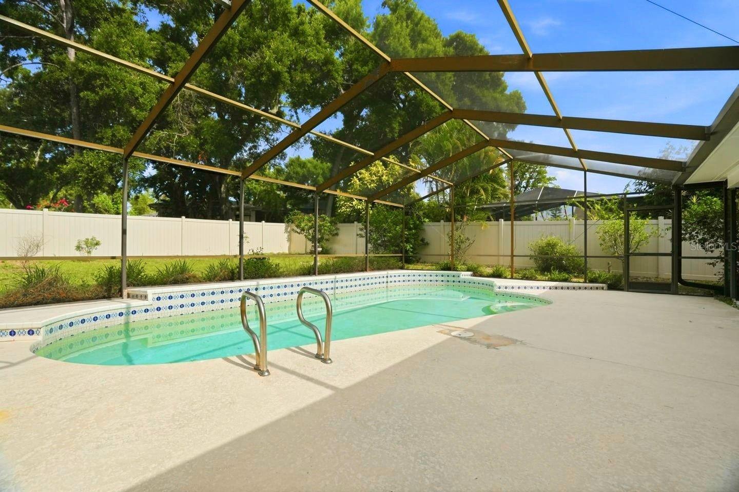 WESTLAKE VILLAGE - Residential