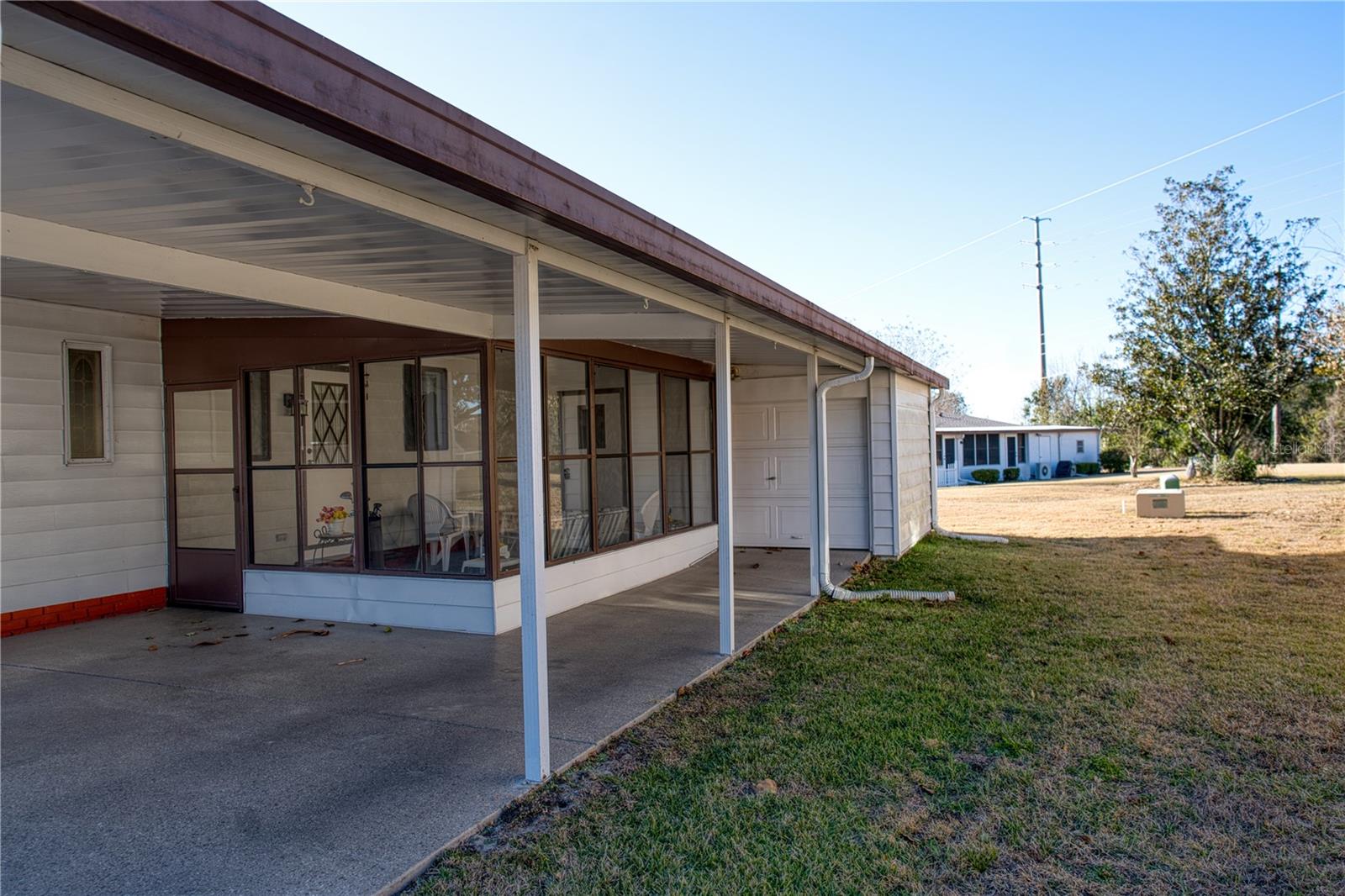 LADY LAKE ORANGE BLOSSOM GARDENS UNIT 08 - Residential