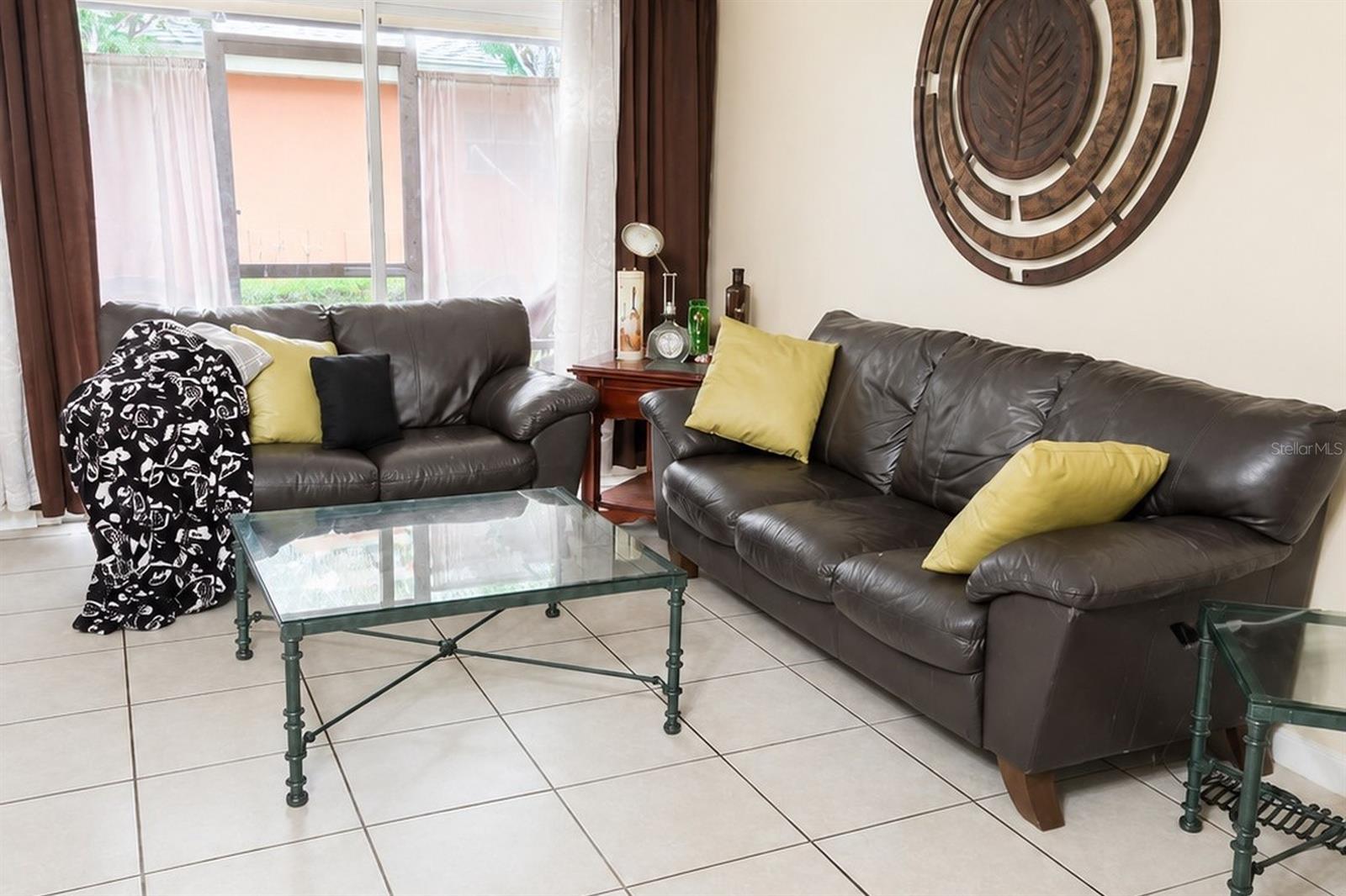 WRENWOOD CONDO - Residential
