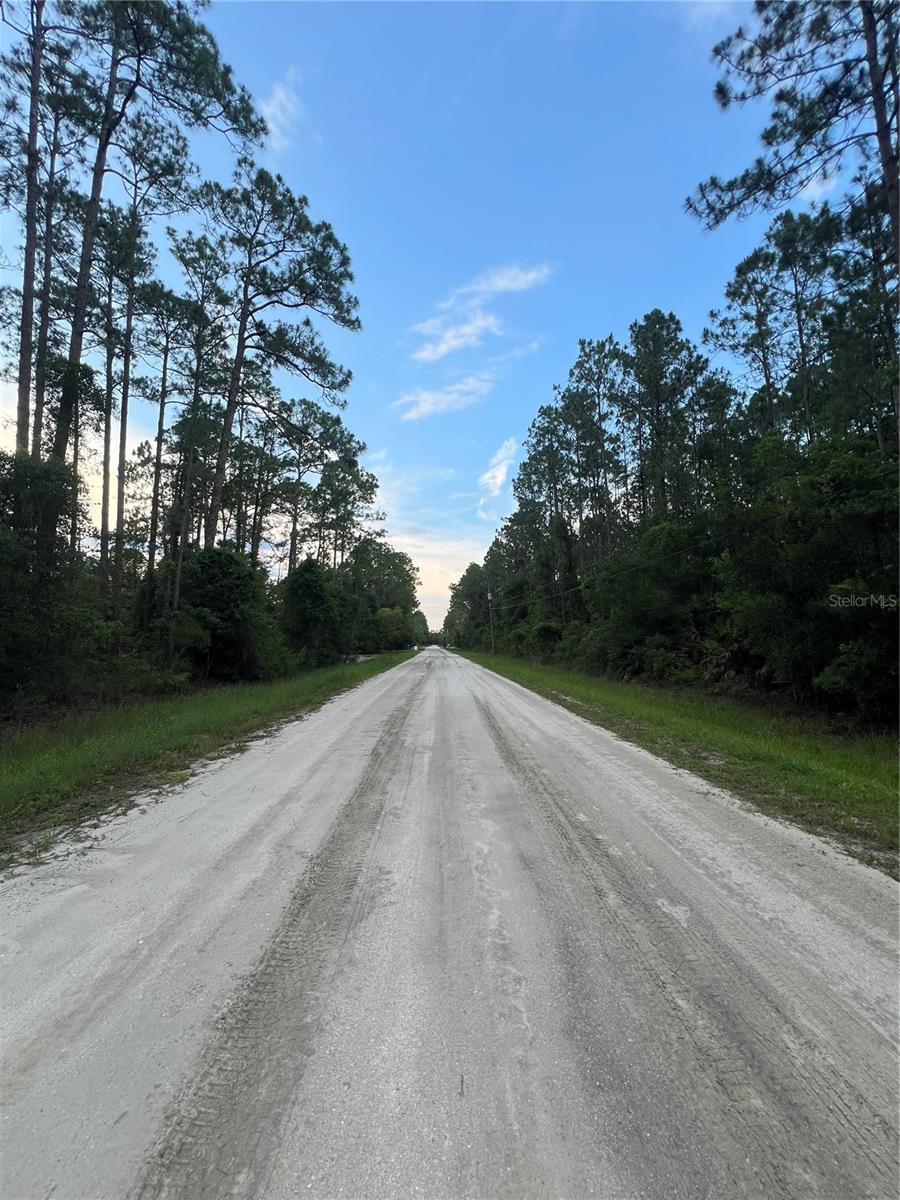 DAYTONA NORTH SUB - Land