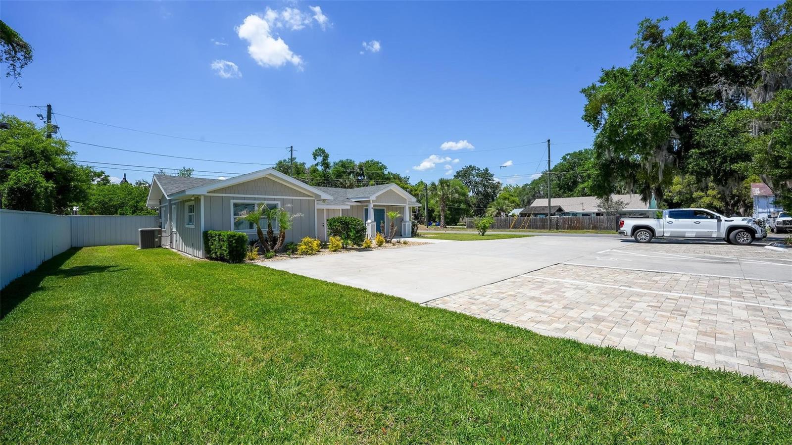 TAVARES ST CLAIR ABRAMS EXT - Commercial Sale