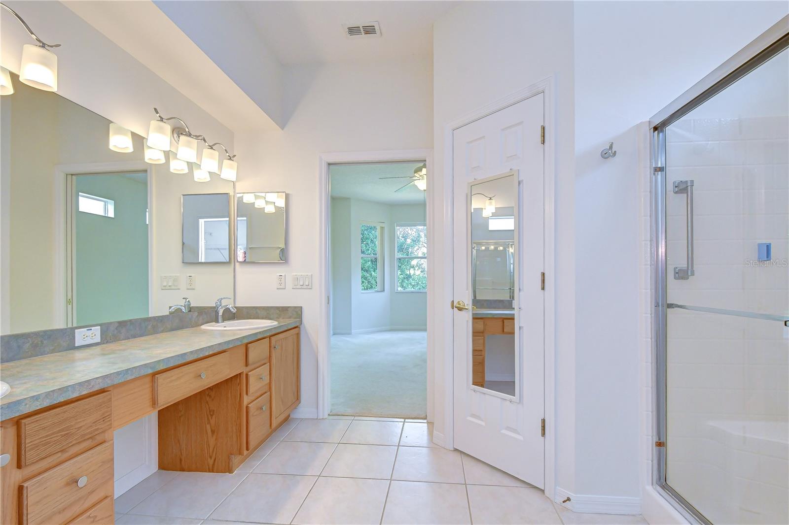 GROVES PH 02 - Residential