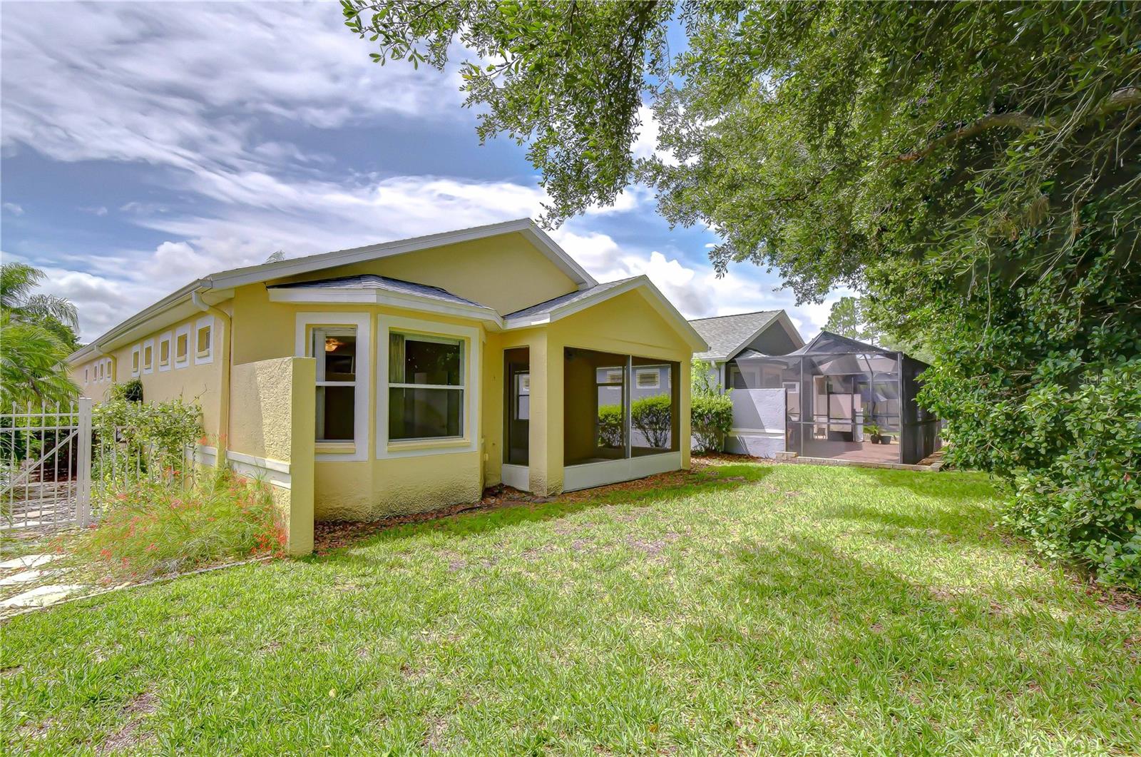GROVES PH 02 - Residential