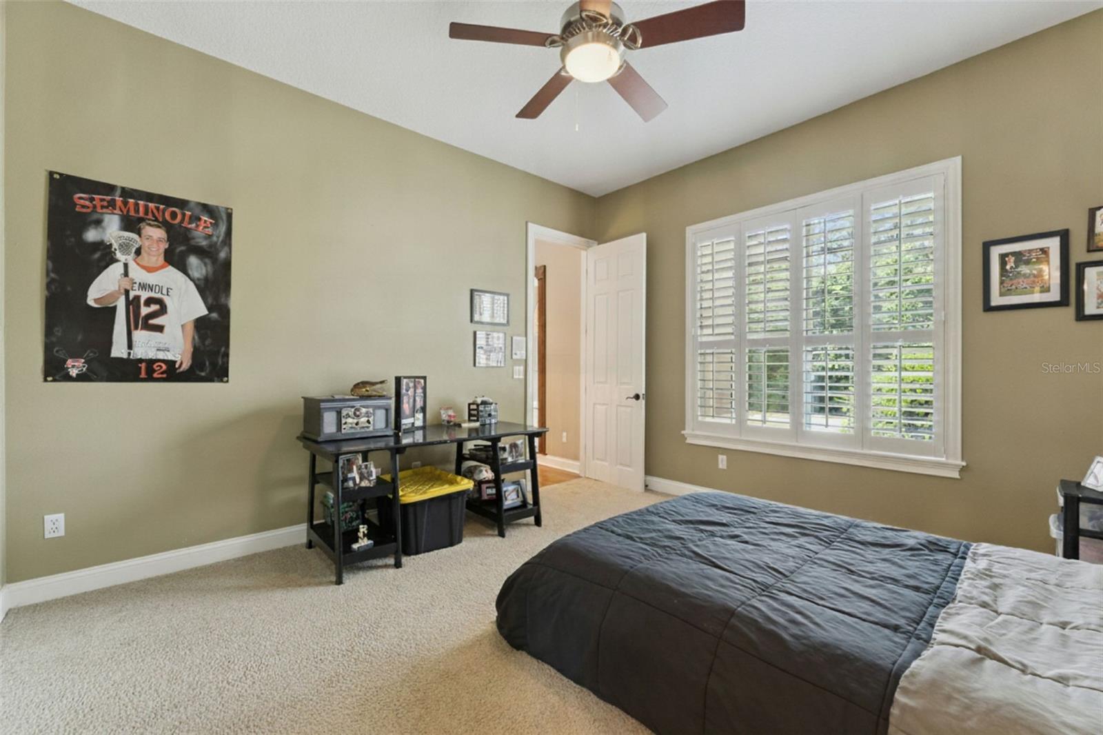 HEATHROW WOODS - Residential