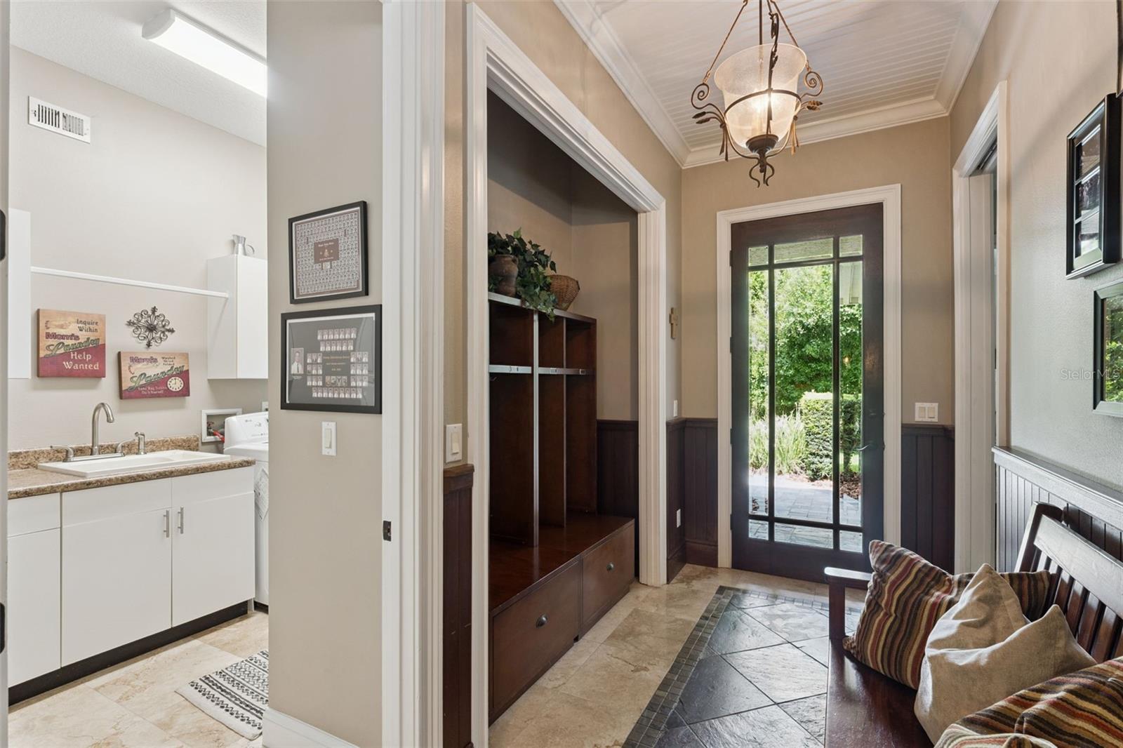 HEATHROW WOODS - Residential