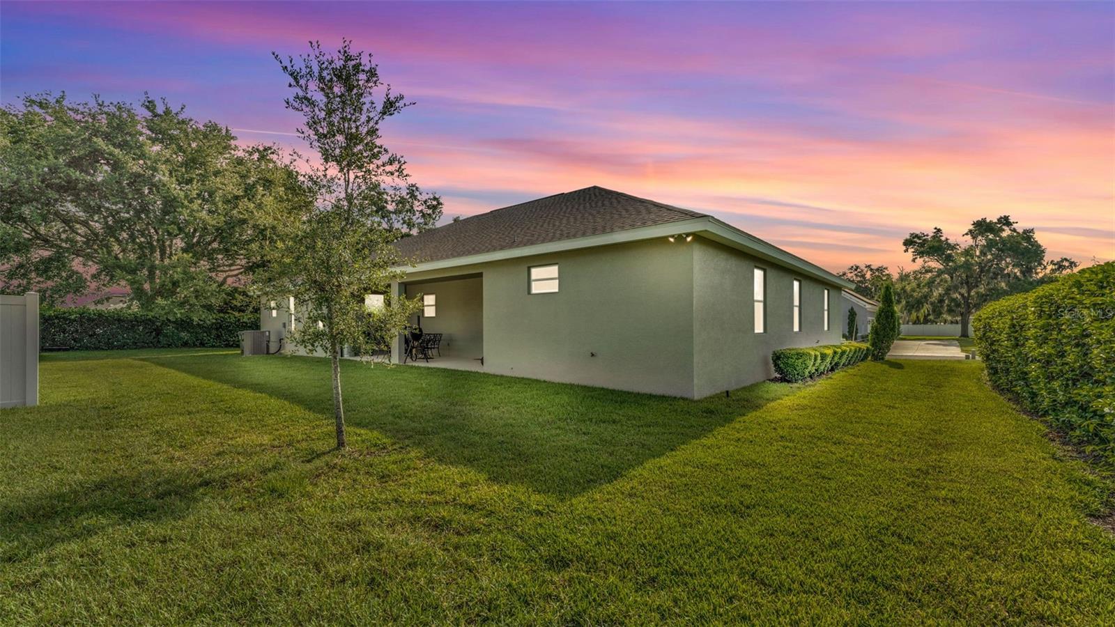 SQUARE LAKE PH 01 - Residential