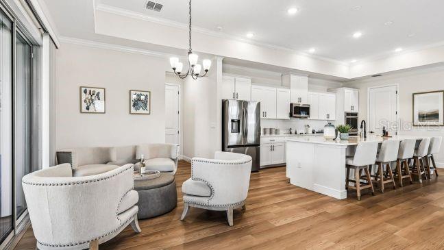 MOUNT PLYMOUTH GREEN - Residential