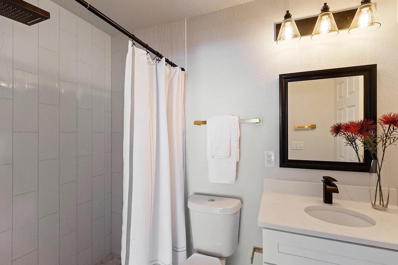 GANDY GARDENS 7 - Residential Lease
