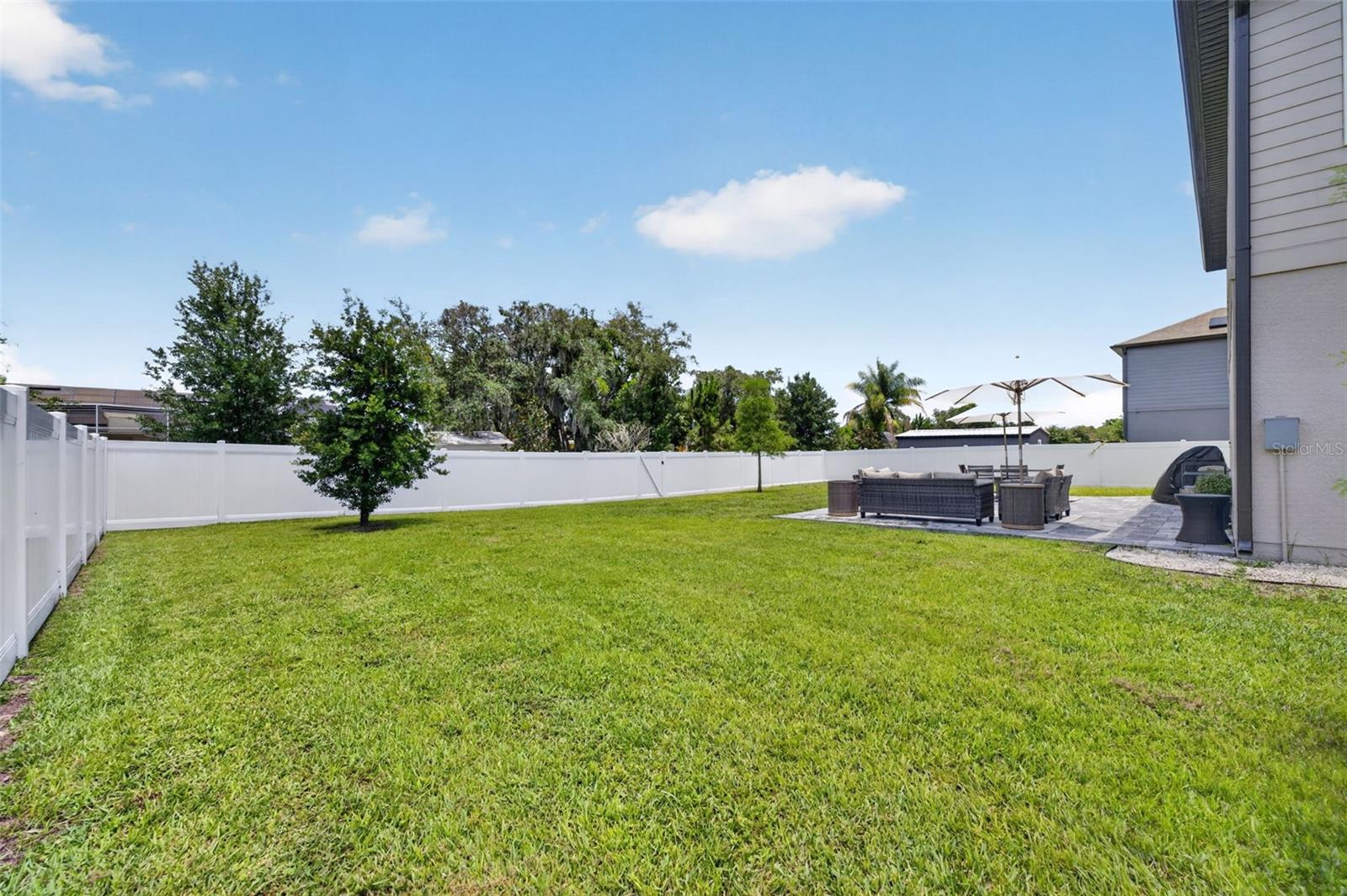HAMPTON OAKS - Residential