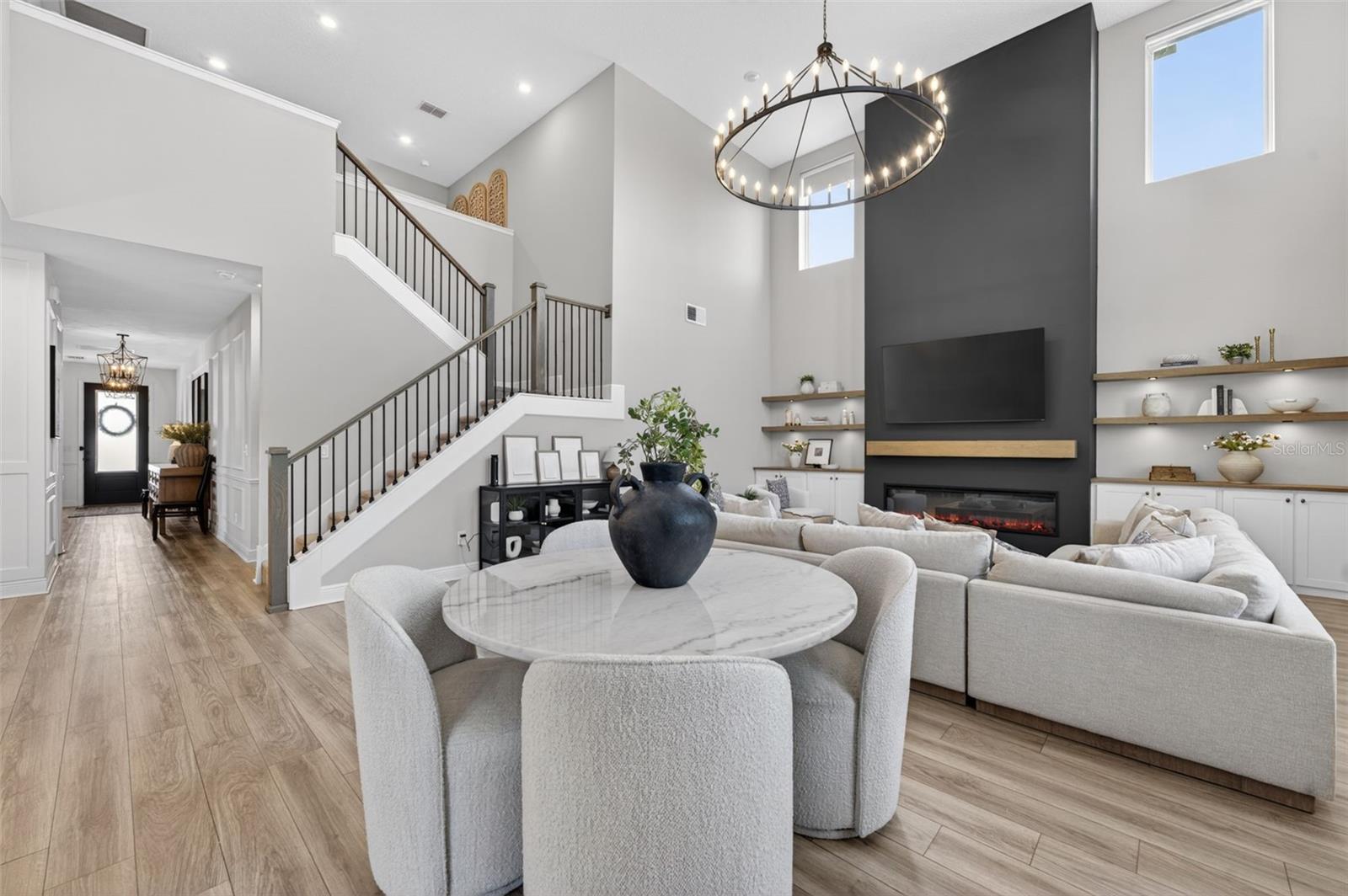 HAMPTON OAKS - Residential