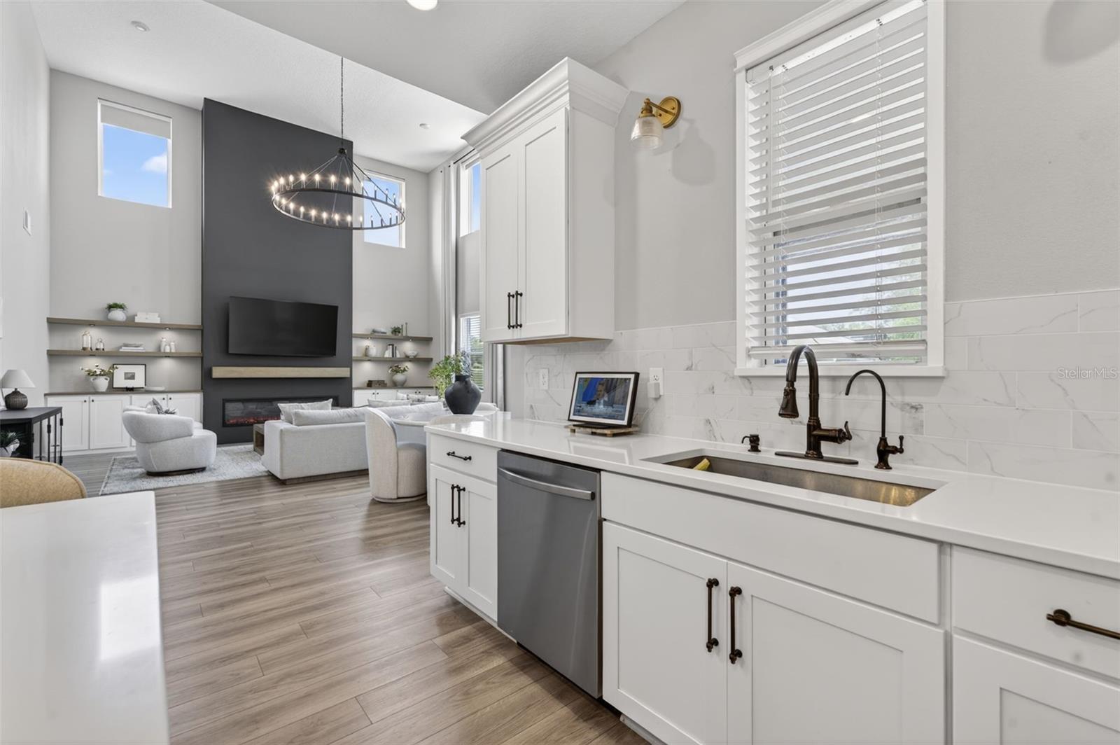 HAMPTON OAKS - Residential