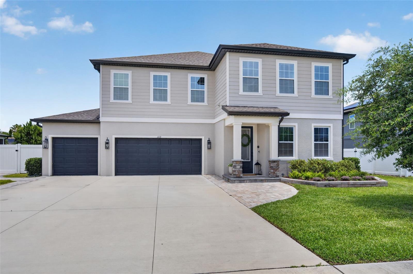 HAMPTON OAKS - Residential