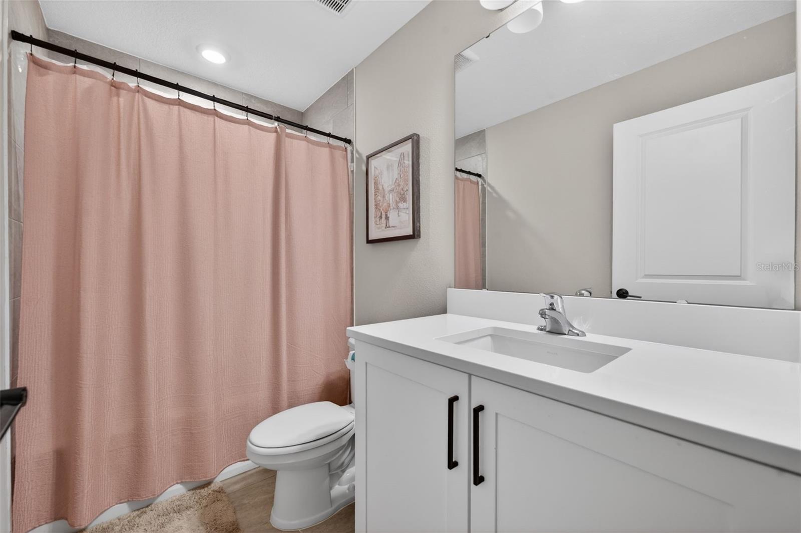 HAMPTON OAKS - Residential