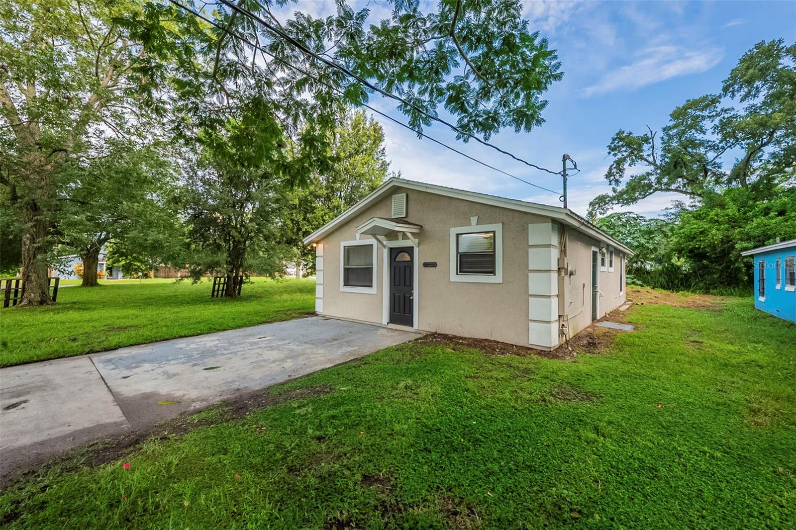 CAMPUS VIEW - Residential