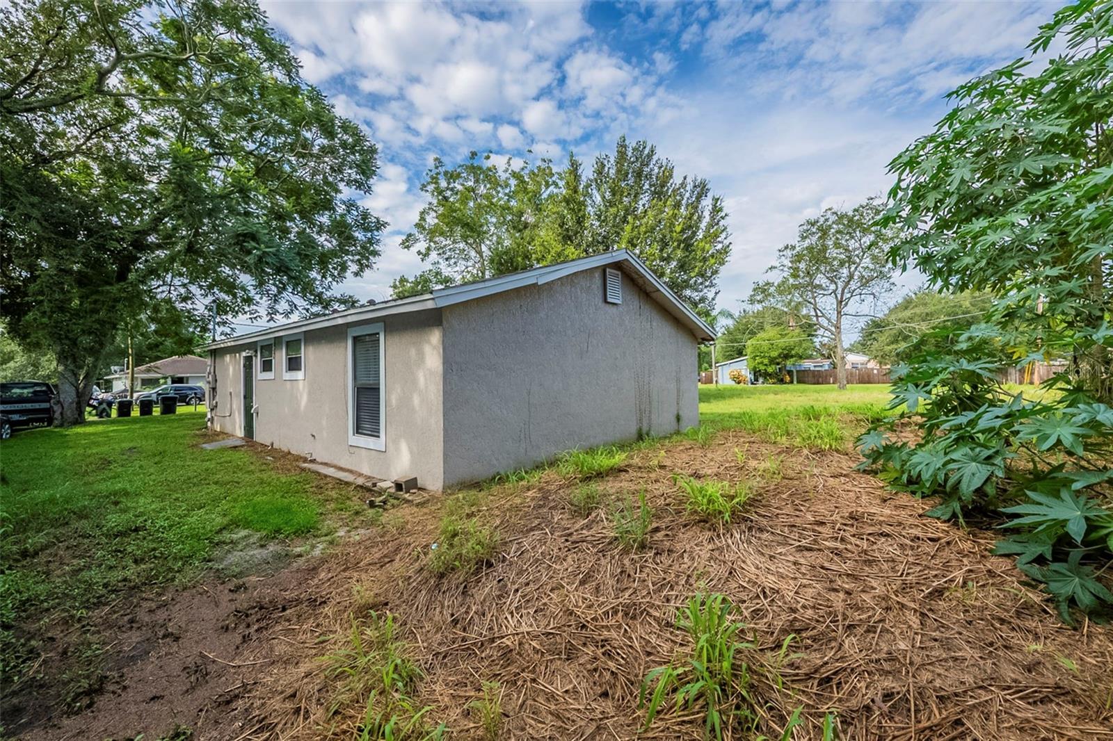 CAMPUS VIEW - Residential