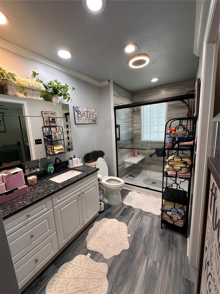 SEMINOLE PINES SUB PH 1 - Residential