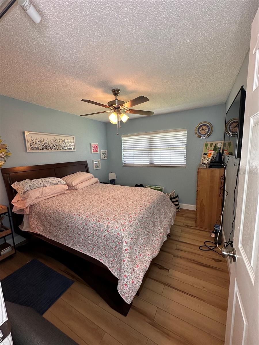 SEMINOLE PINES SUB PH 1 - Residential