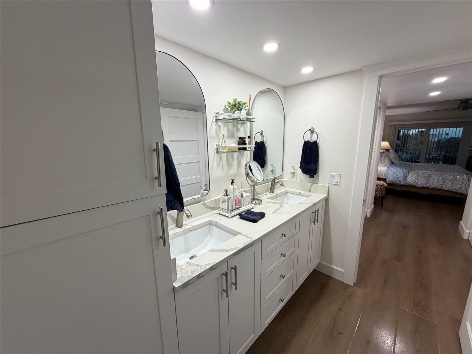 SAND KEY CONDO-SOUTH BEACH - Residential Lease