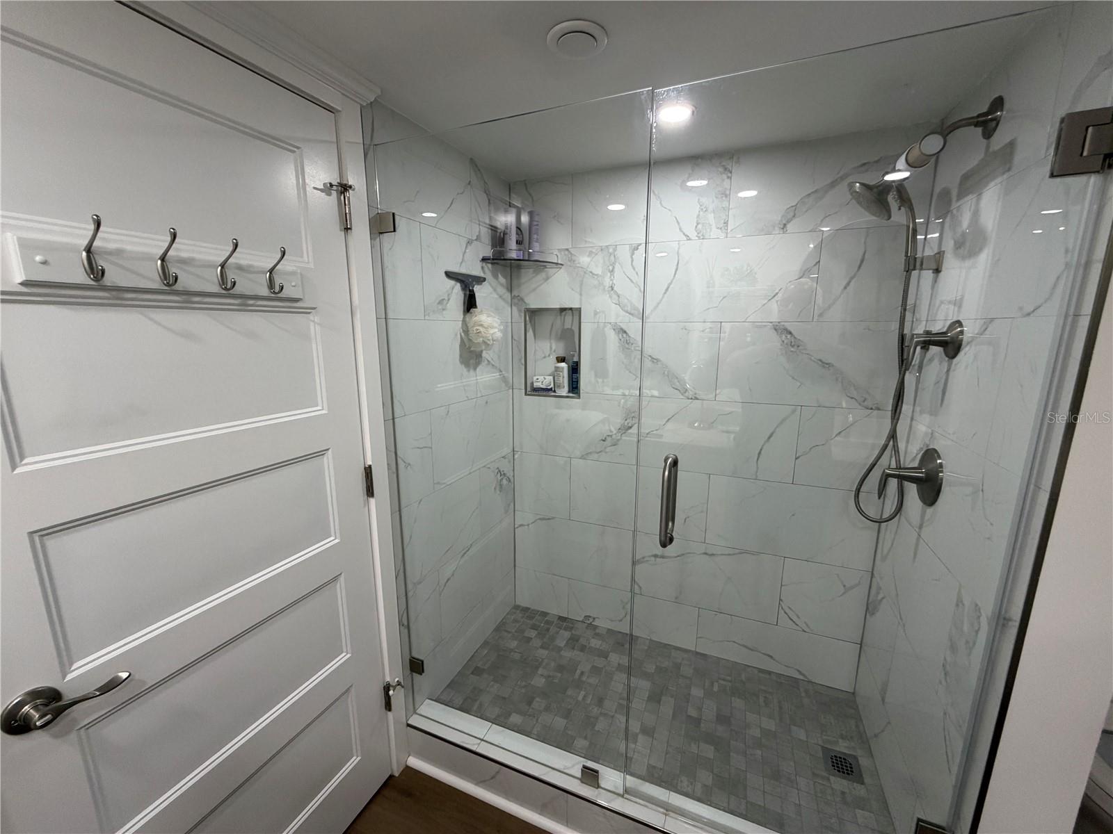 SAND KEY CONDO-SOUTH BEACH - Residential Lease