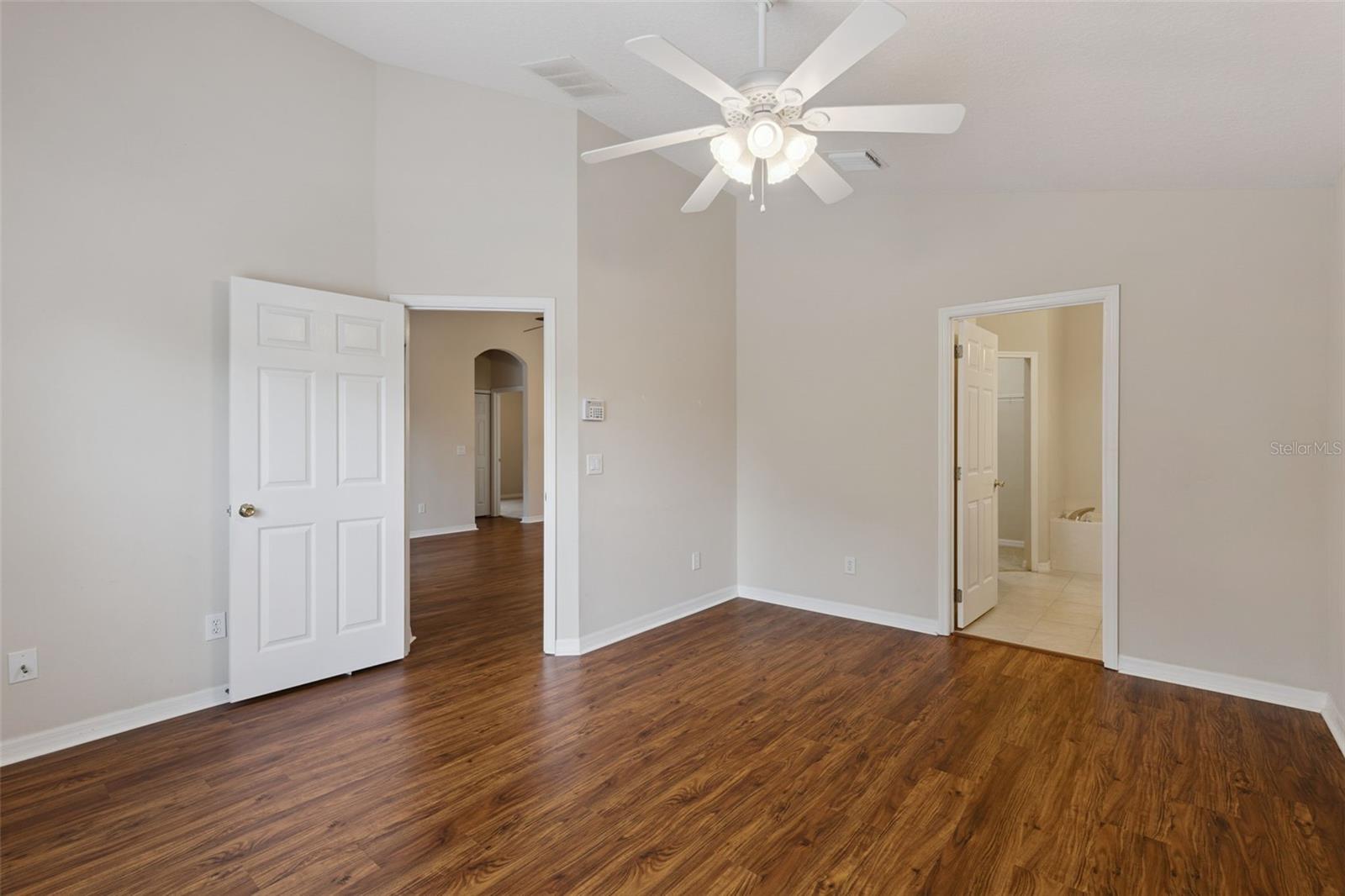 SPRINGVIEW UNIT 07 - Residential