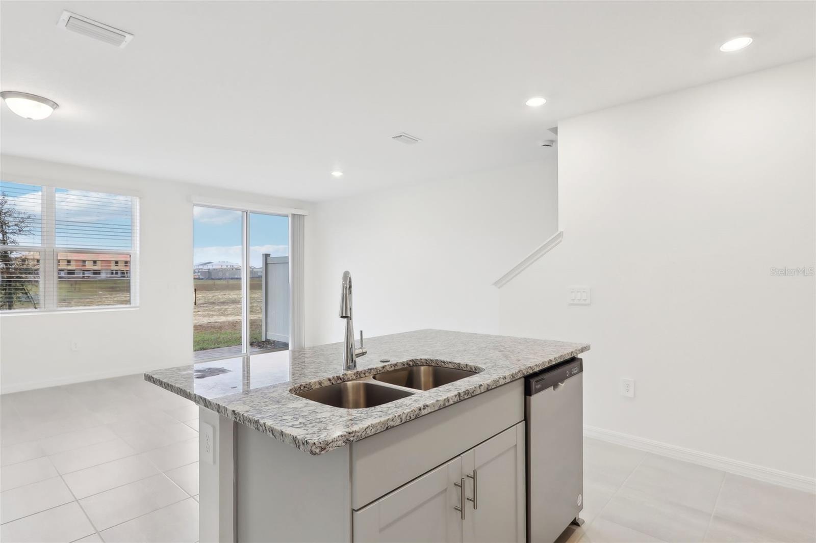 CAGAN XINGS WEST PH 1 - Residential Lease