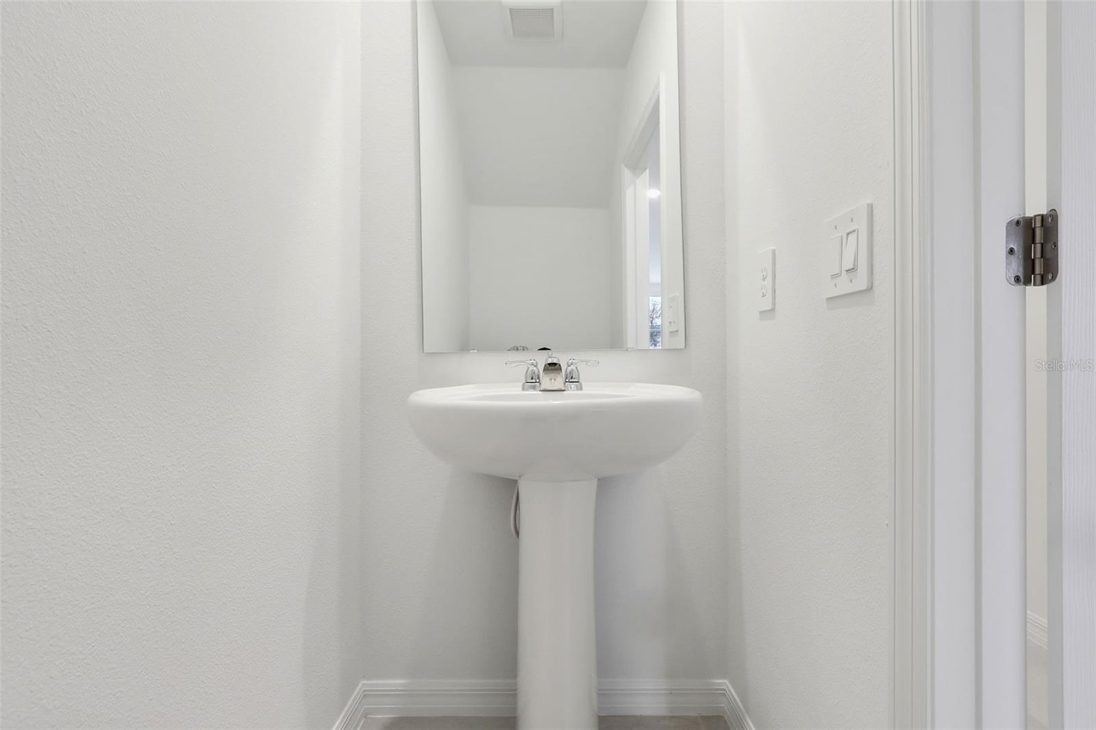 CAGAN XINGS WEST PH 1 - Residential Lease