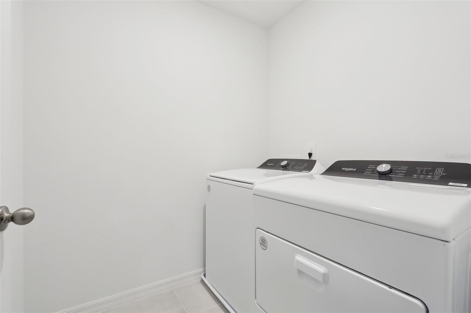 CAGAN XINGS WEST PH 1 - Residential Lease