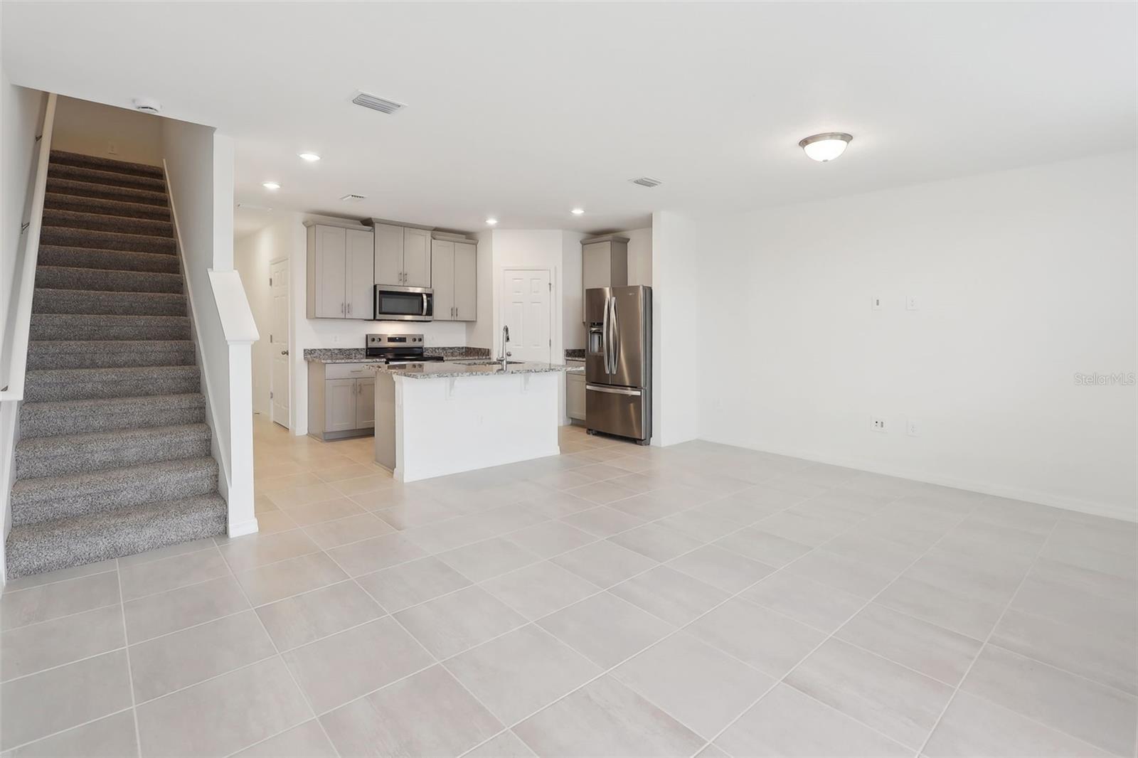 CAGAN XINGS WEST PH 1 - Residential Lease