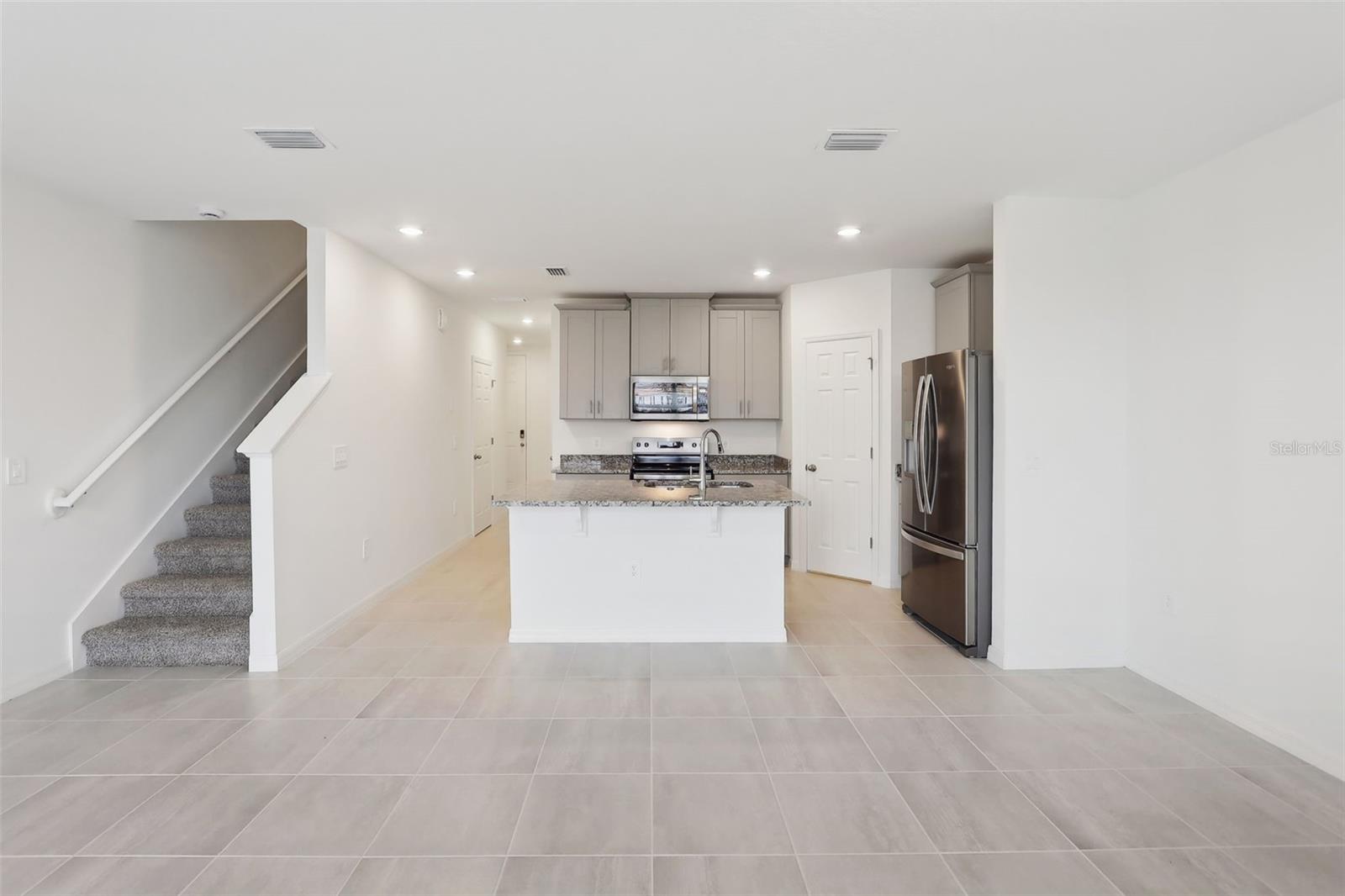 CAGAN XINGS WEST PH 1 - Residential Lease