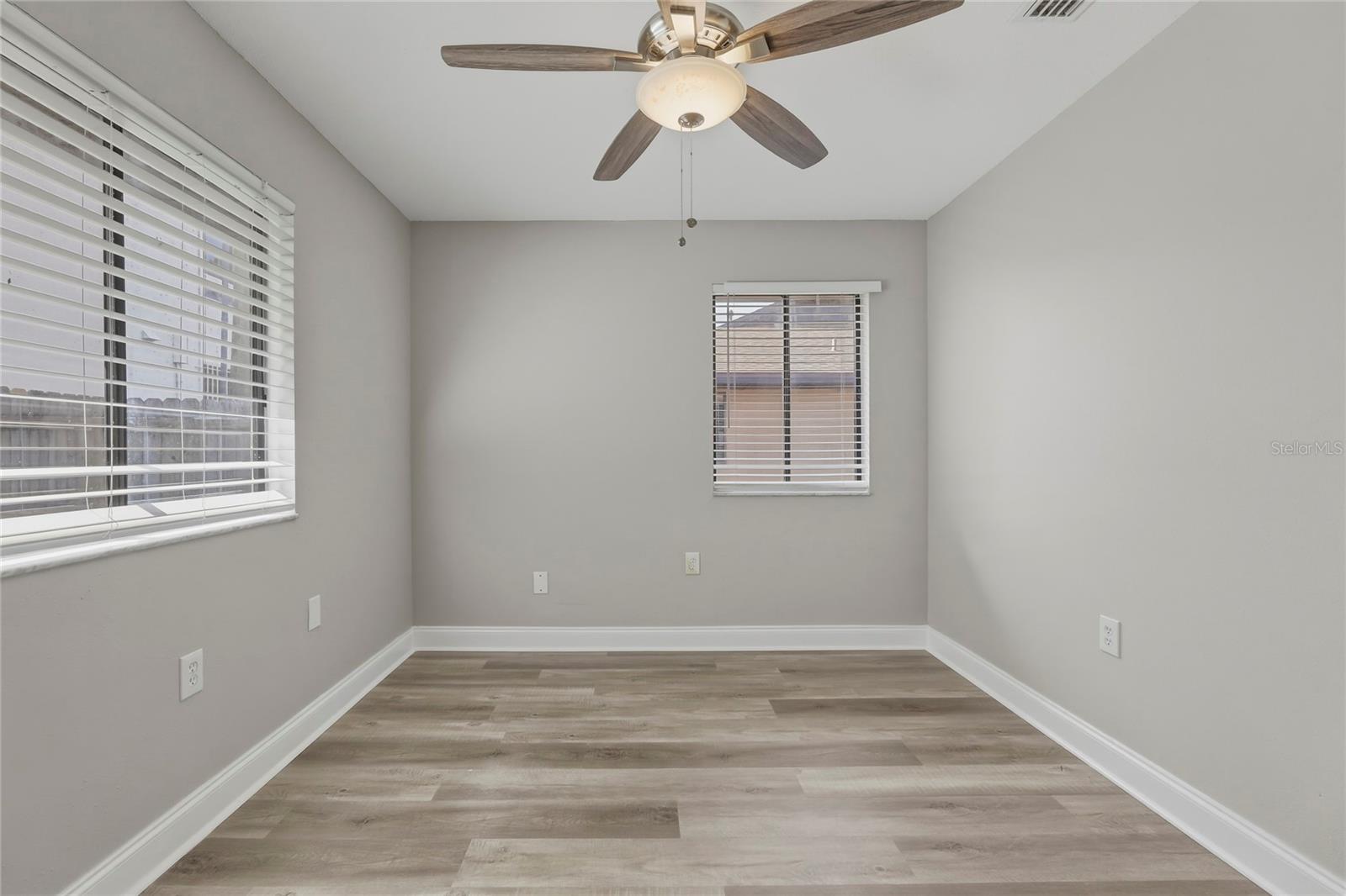 SHADY PINES - Residential