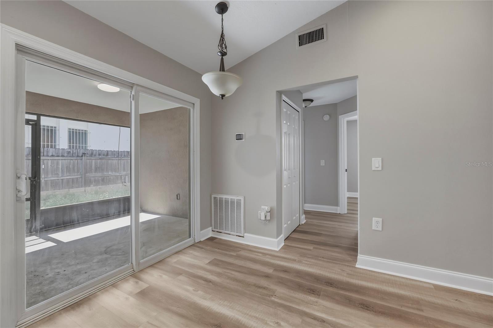 SHADY PINES - Residential
