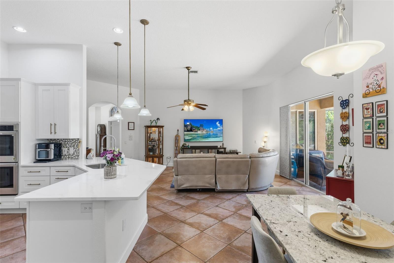 MAGNOLIA TERRACE - Residential