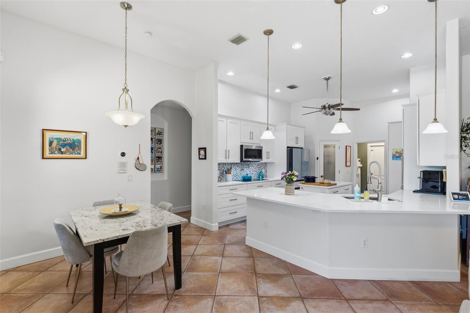 MAGNOLIA TERRACE - Residential
