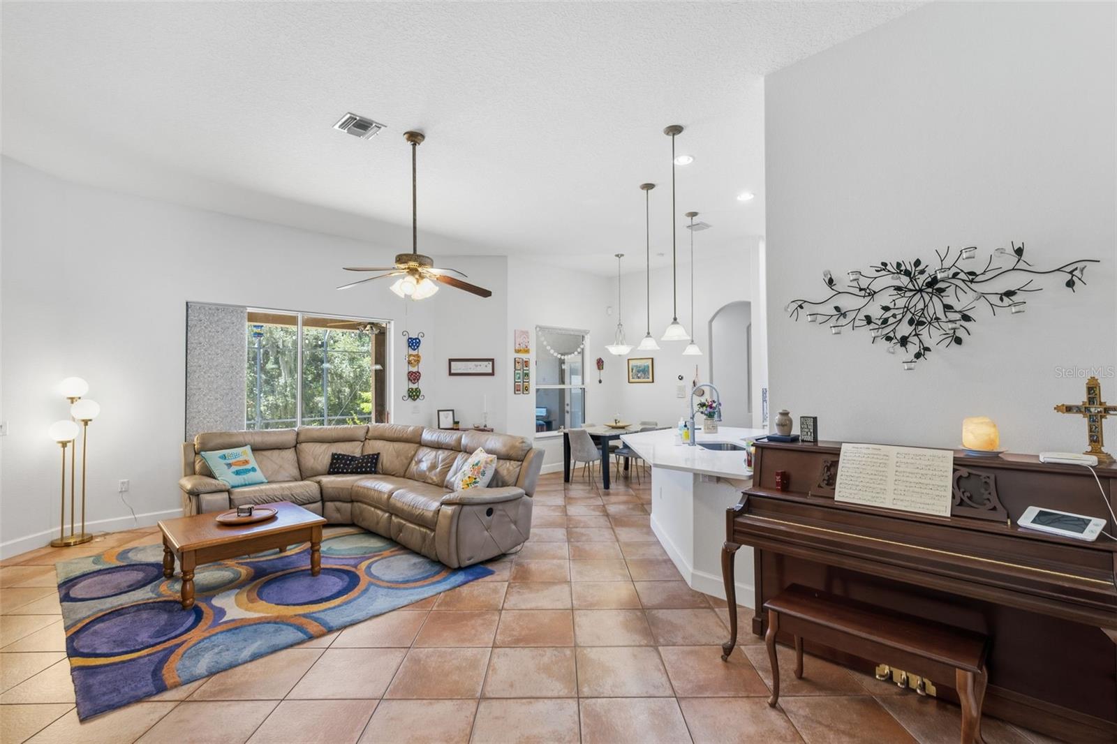 MAGNOLIA TERRACE - Residential