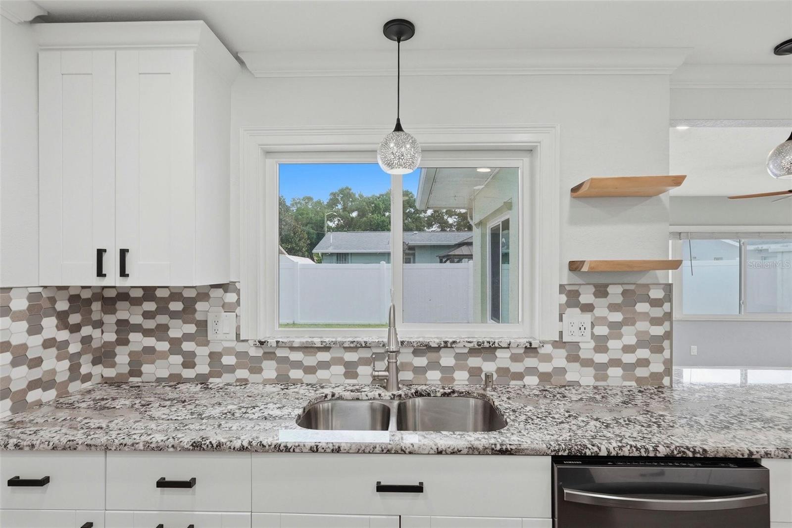 CAMELOT PARK - Residential