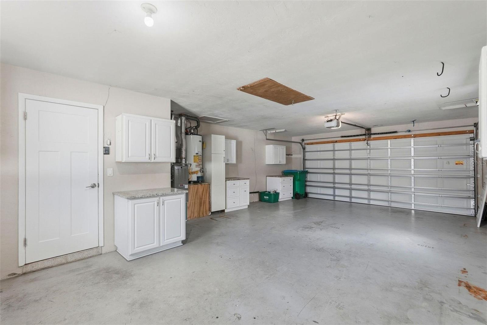 CAMELOT PARK - Residential